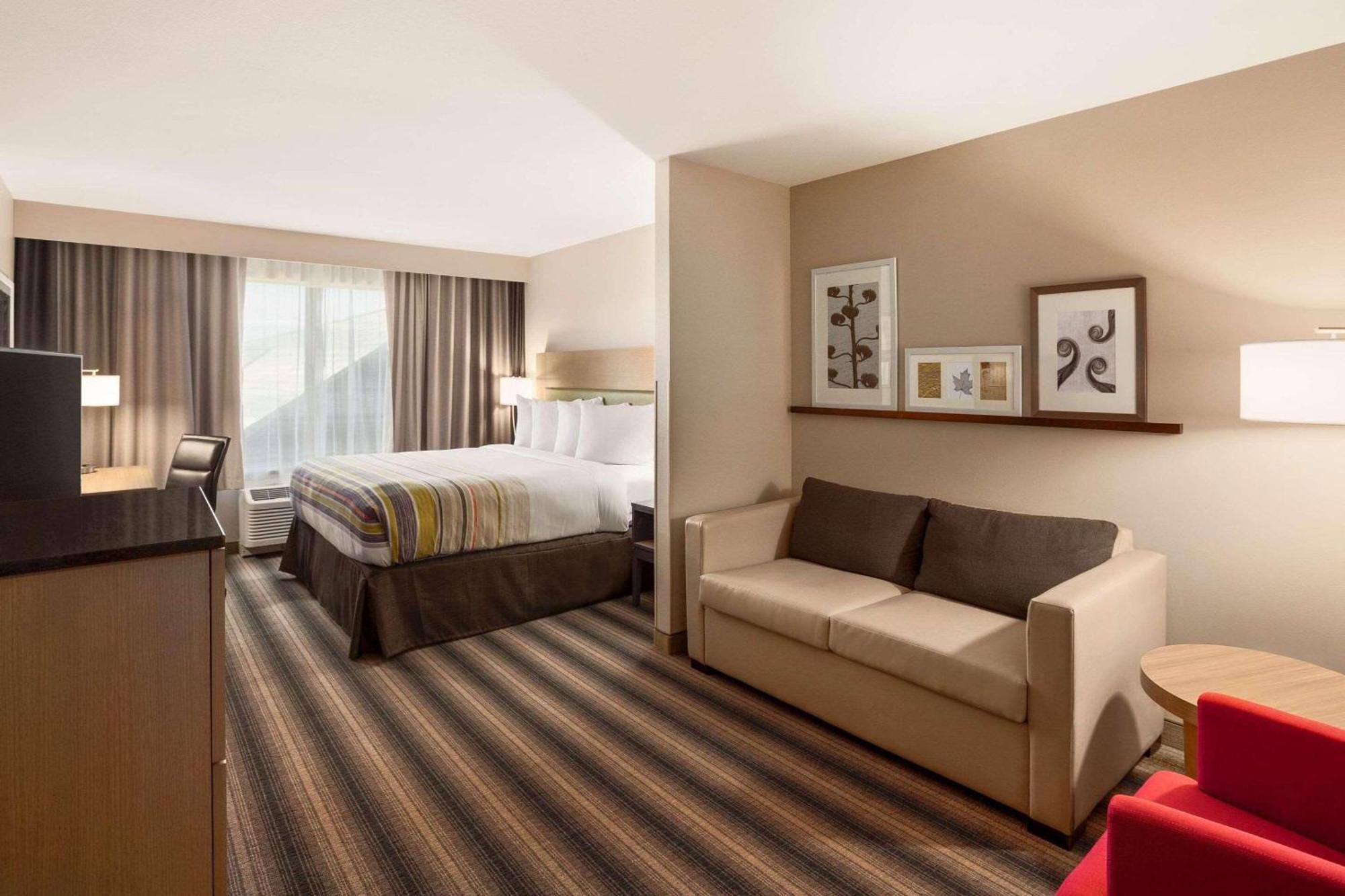 Hotel Country & By Radisson, Bozeman, Mt 3*