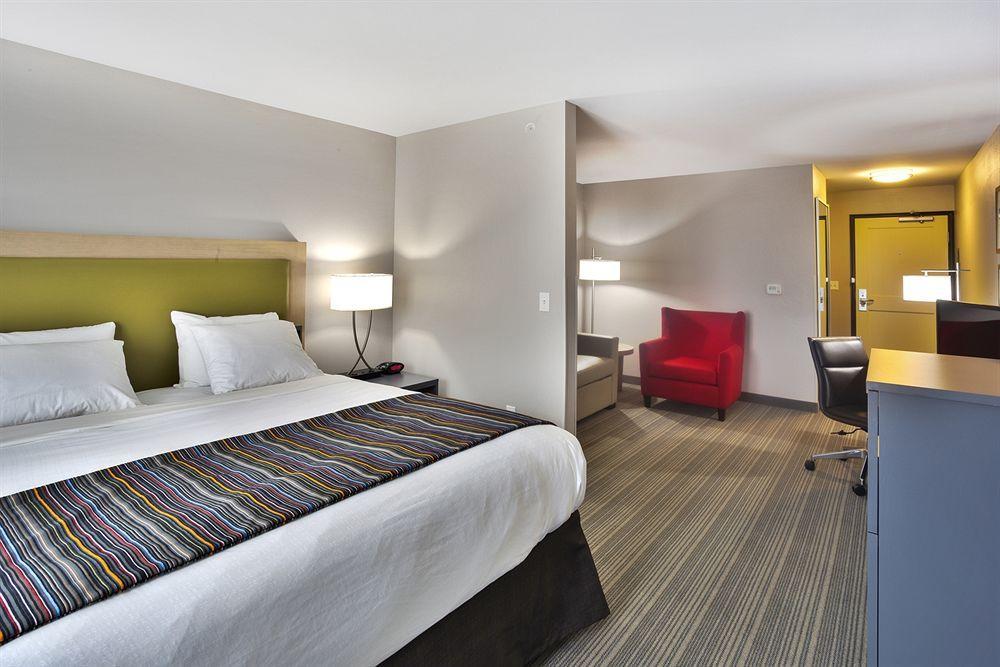 Hotel Country & By Radisson, Bozeman, Mt 3*