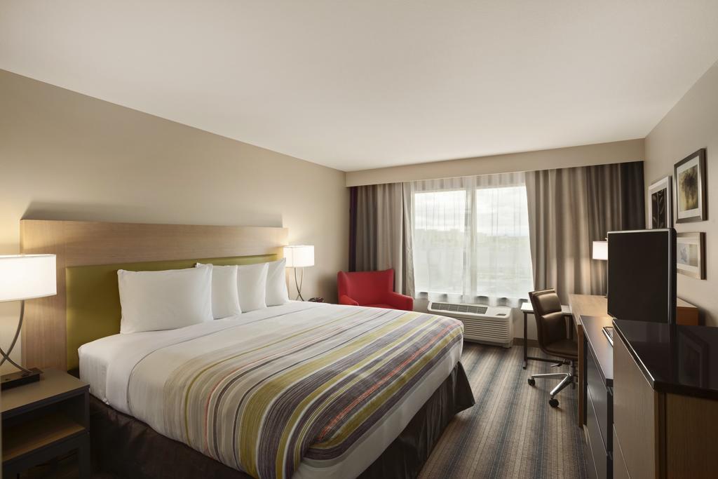 Hotel Country & By Radisson, Bozeman, Mt 3*